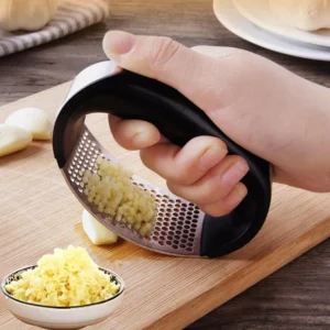 Manual Garlic Press Stainless Steel Handheld Ginger Garlic Curve Mincer Chopping (Random Color) - Image 5