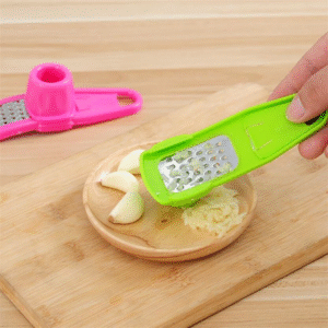 Garlic Press Grater Slicer Plastic Grinding Tool Kitchen Accessories(random color ) - Image 4