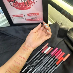 pack of 12 Huda beauty Lip & Eye pencils - Image 1