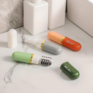 Multifunction Travel Portable Liquid Spray, 2-Sided Rubber Polish Eraser with Soft Bristle Brush (Random color) - Image 5