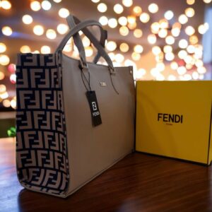 Fendi Women's Tote Bag - Image 2