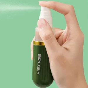 Multifunction Travel Portable Liquid Spray, 2-Sided Rubber Polish Eraser with Soft Bristle Brush (Random color) - Image 3