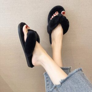 Fur Flipflops - Image 5