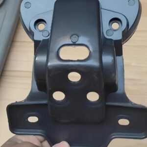 (Pack of 6) plastic Mudguards, chain cover and enjine cover(magnet tapa) 4 mini size indicator and break bracket for 70cc combo pack - Image 3