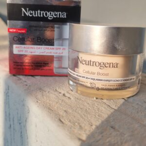 Neutrogena Cellular Boost Anti-Ageing Day Cream SPF-20 (50ml) - Image 1