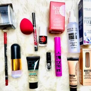 10 in 1 Makeup Deal - Image 1