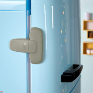 Child Safety Fridge Lock , Baby Safety Refrigerator Freezer Door Lock, No Tools Need or Drill - Image 2