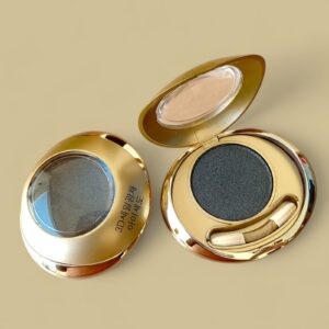 YCID Eyeshadow  Imported  (Paris-France)  [3D Detailed Glow Eye Shadow] - Image 4