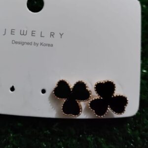 1 Pair Black  Mini hearts trending earrings - Image 3