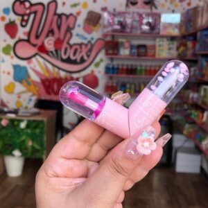 2 in 1 lip balm + lip shiner (random color) - Image 3