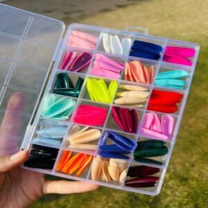 576 pcs nails with box ,Reusable Artificial nails, 24 different colours, beautiful fake nails American Nail for Girls Women Without Glow (Random color) - Image 3