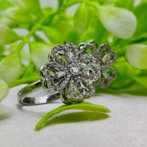 1 Piece Imported Dazzling Dual-Tone Floral Moveable Rings ?? | Luxurious Design Ring | Adjustable Ring | Ring For Girls & Women ? - Image 1