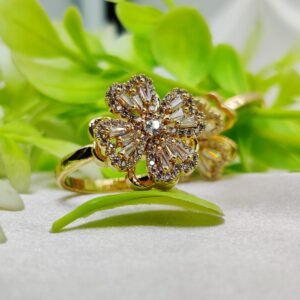 1 Piece Imported Dazzling Movable Floral Blossom Adjustable Rings - 2 Color? Variants ?? | Luxurious Design Ring | Adjustable Ring | Ring For Girls & Women ? - Random Color - Image 2