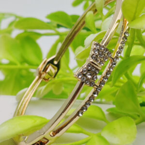 | Best Quality Artificial Bracelet For Girls & Women | Bracelet For Every Occasion | Elegant Design - Image 2