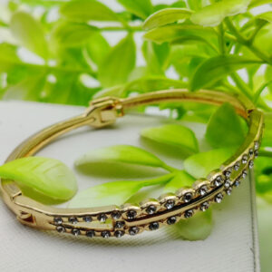 Imported Adjustable Crystal Bracelet ? Dazzle in Elegance | Best Quality Artificial Bracelet For Girls & Women | Bracelet For Every Occasion | Elegant Design - Image 1