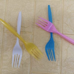24pcs Imported Disposable Plastic Fork Party Cutlery Fork Birthday Party Tableware for Cake Dessert (Mixed colour) - Image 1