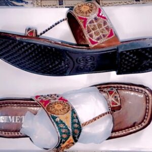 Kolhapuri Slipper Design No. 25-76 ? Classic Beige Traditional Footwear (With Box ) - Image 3