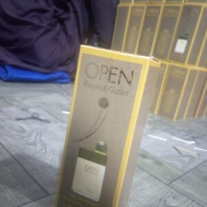 Open Roger & Gallet Perfume For Men - 100 ml | Made in Pakistan - Image 2