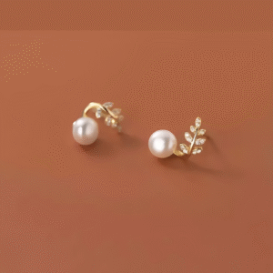 Elegant Leaf Pearl Korean Earrings ? Stylish Jewelry for Women, Perfect for Casual & Formal Wear (AWT-103) - Image 2
