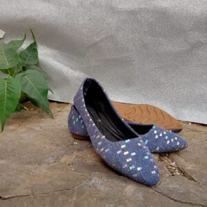 Hande made fancy ladies shoes - Image 1