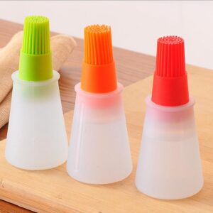 Silicon Oil Brush Bottle (random color) - Image 5