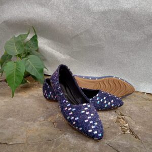 Hande made fancy ladies shoes - Image 2