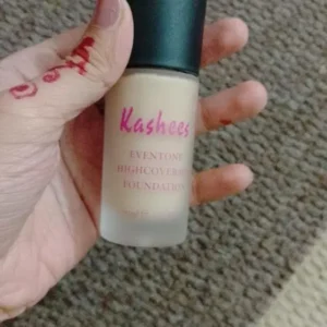 Smooth & Radiant Complexion Foundation - Full Coverage Shade 1.2 - Image 3