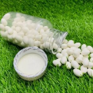 100 Pcs Jar Of Vitamin E Whitening Capsules for Brighter, Radiant Skin - Skin Whitening & Brightening Capsules with Vitamin E for a Natural Glow - Glow Up Whitening Capsules with Vitamin E - Image 1