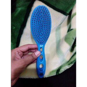 01 PCs - Anti-Tangle Scalp Massager Hair Brush ? Soft Bristle Detangling Brush for Wet & Dry Hair (Random Color) - Image 4