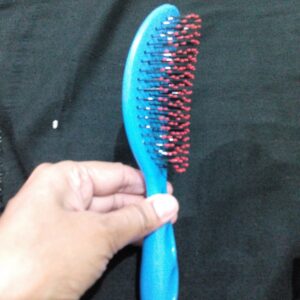 01 PCs - Anti-Tangle Scalp Massager Hair Brush ? Soft Bristle Detangling Brush for Wet & Dry Hair (Random Color) - Image 3